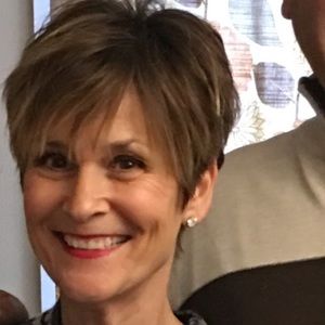 Meet your Posher, Pam